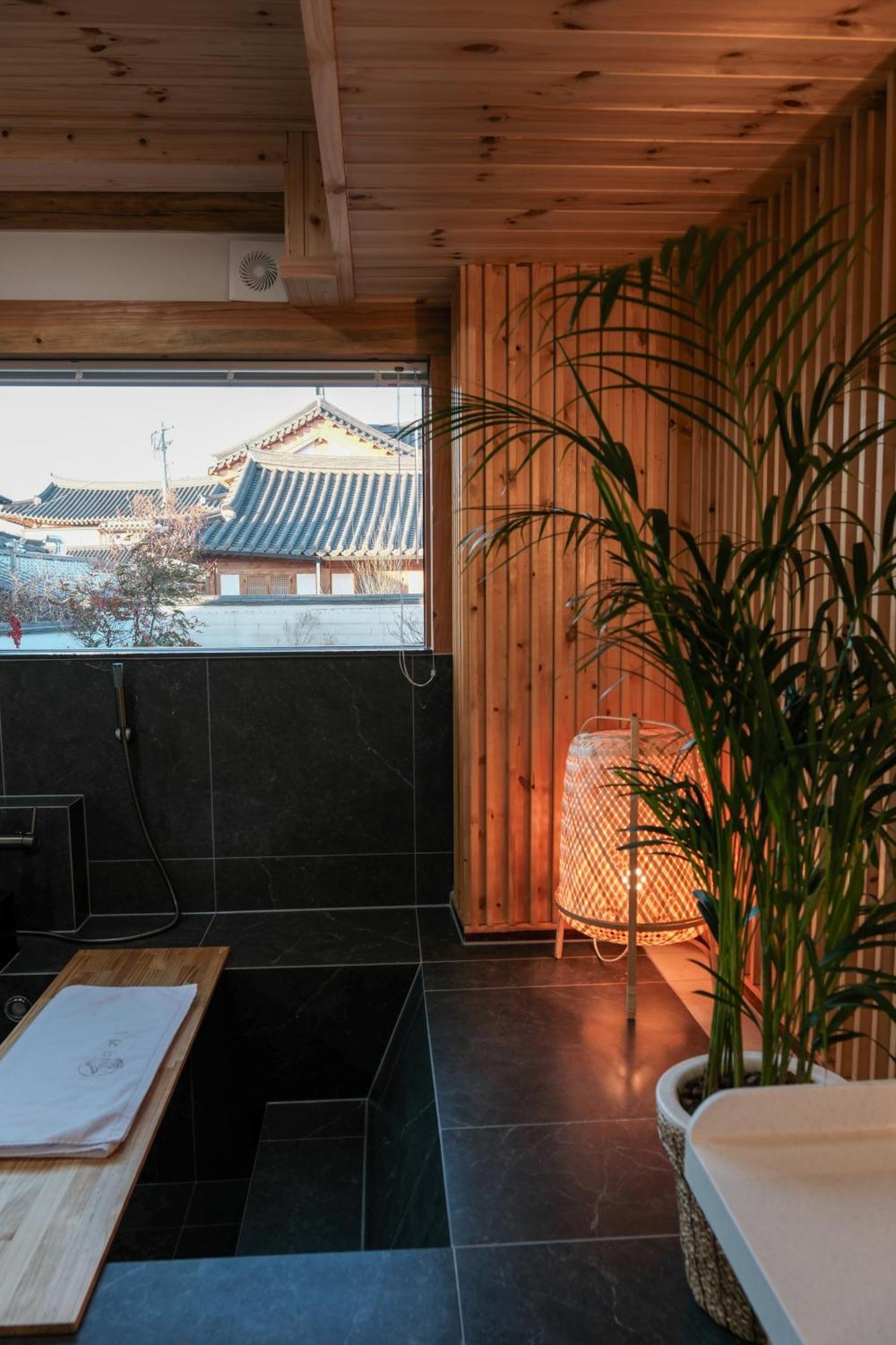 Hanok Stay Da-Ga-Gam คยองจู ภายนอก รูปภาพ
